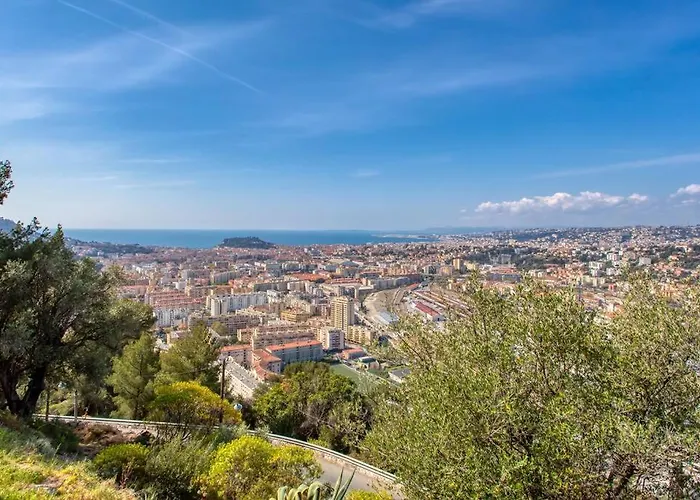 L26 Villa Bonnard 10Pax Pool, Garden, Parking, Ac