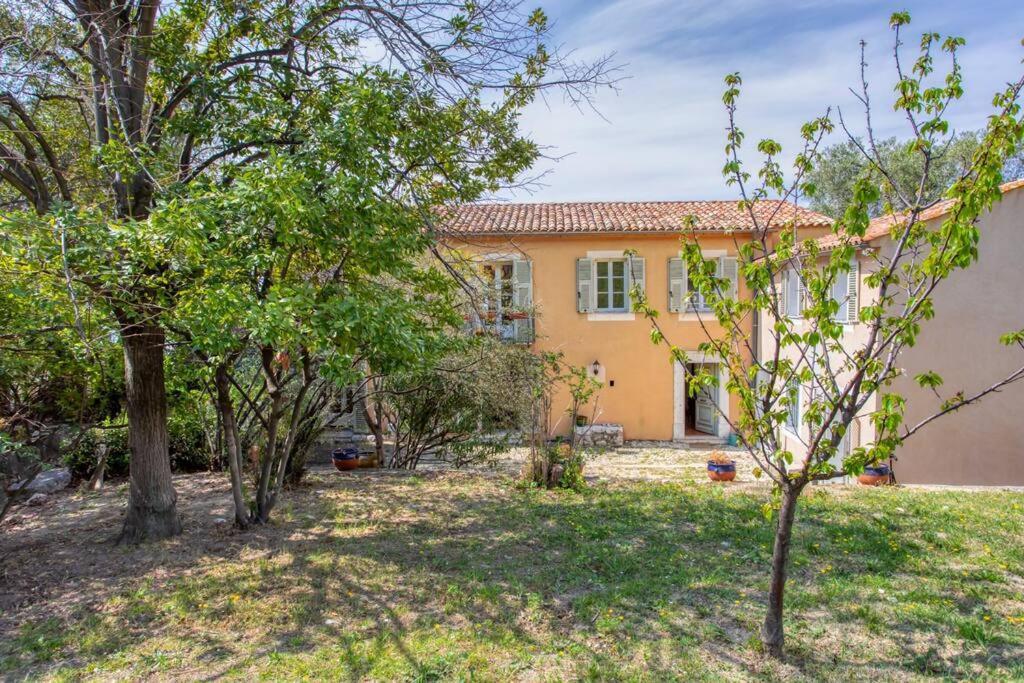 Villa L26 Bonnard 10pax Pool, Garden, Parking, Ac